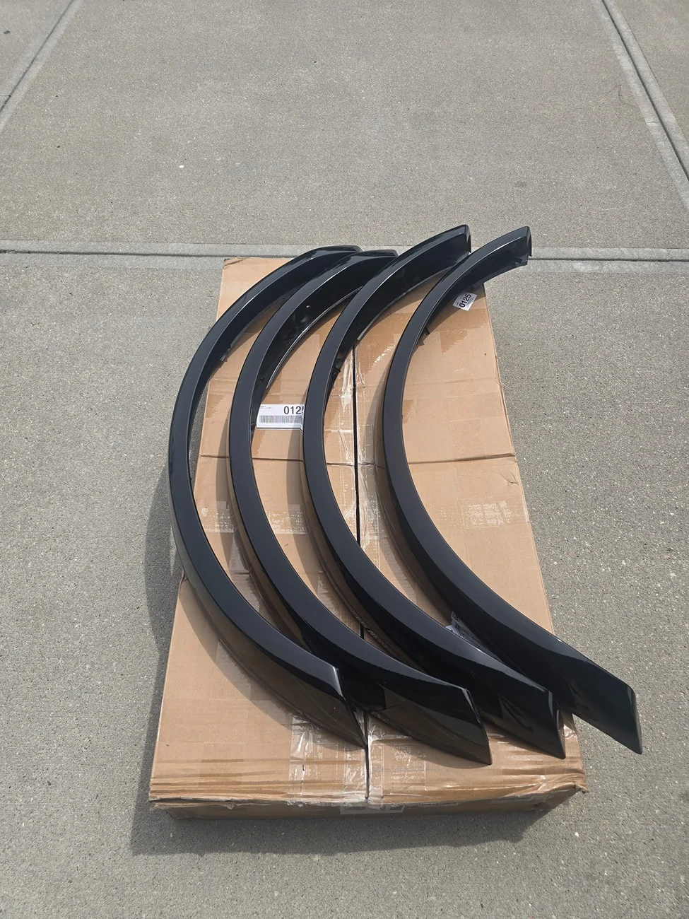 Ford Bronco WTB Non-Sas fender flares in good condition 20260620_114520