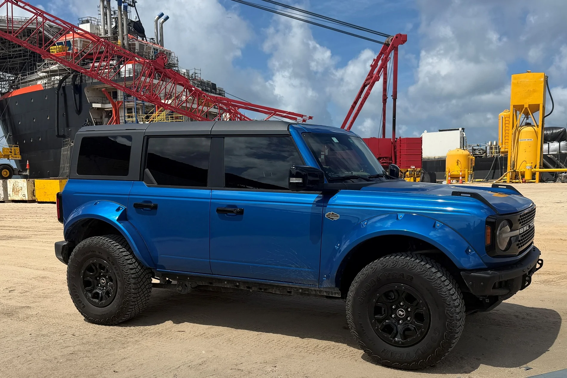 Ford Bronco VELOCITY BLUE Bronco Club background