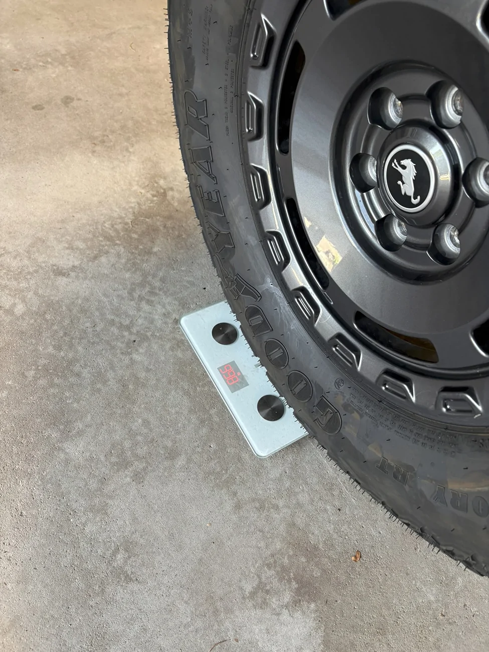Ford Bronco In Depth Comparison: 35x11.5 Toyo AT3 vs Stock Territory RT IMG_6937