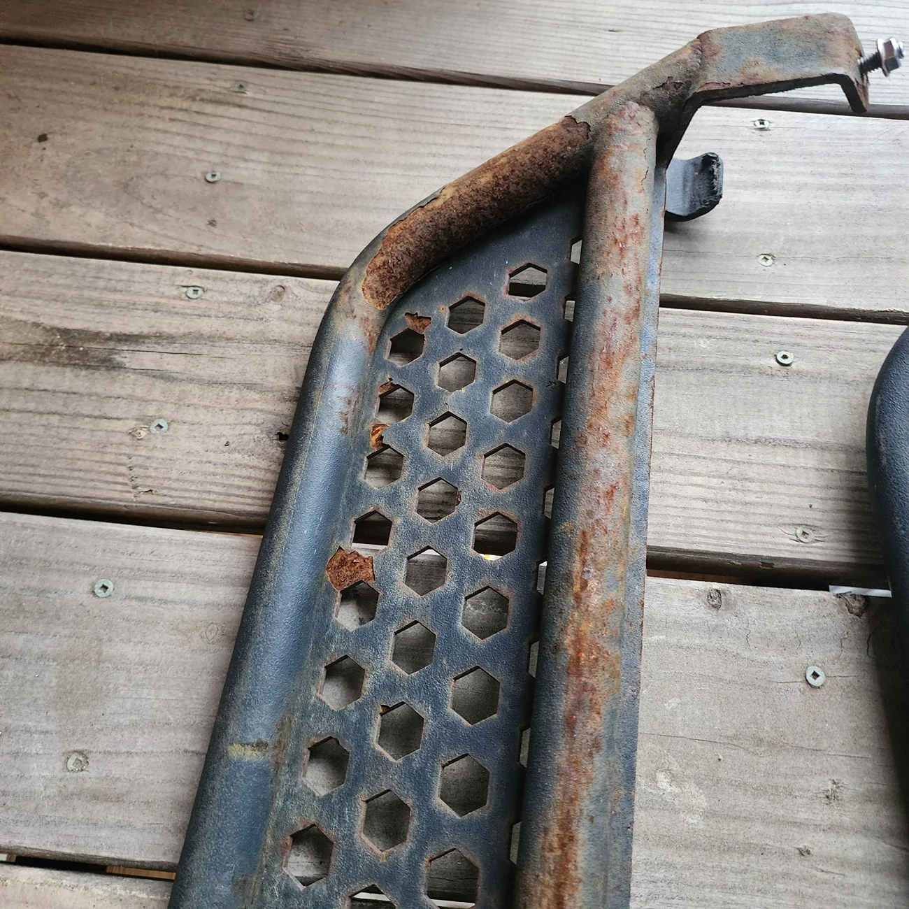 Ford Bronco WTS Diabolical Inc shelf & IAG side step 20260622_175208