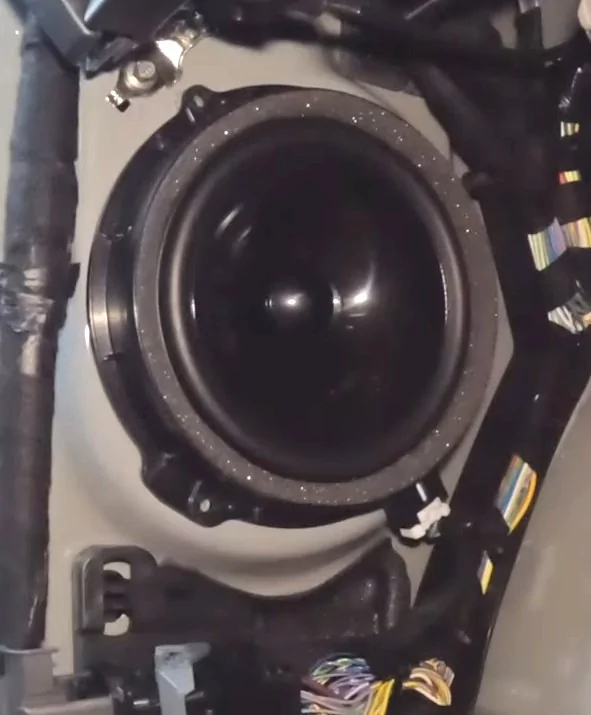 Ford Bronco Using OEM Kick Panel Speakers in Metra Pods Factory1