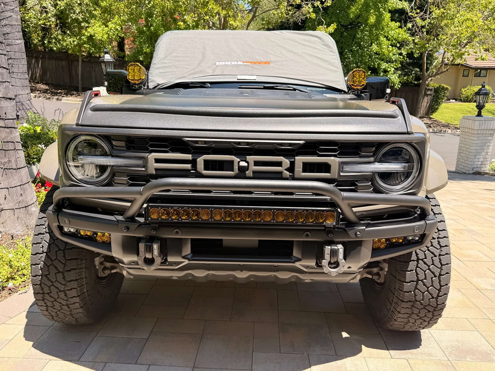 Ford Bronco Ford Bull bar ? IMG_2100