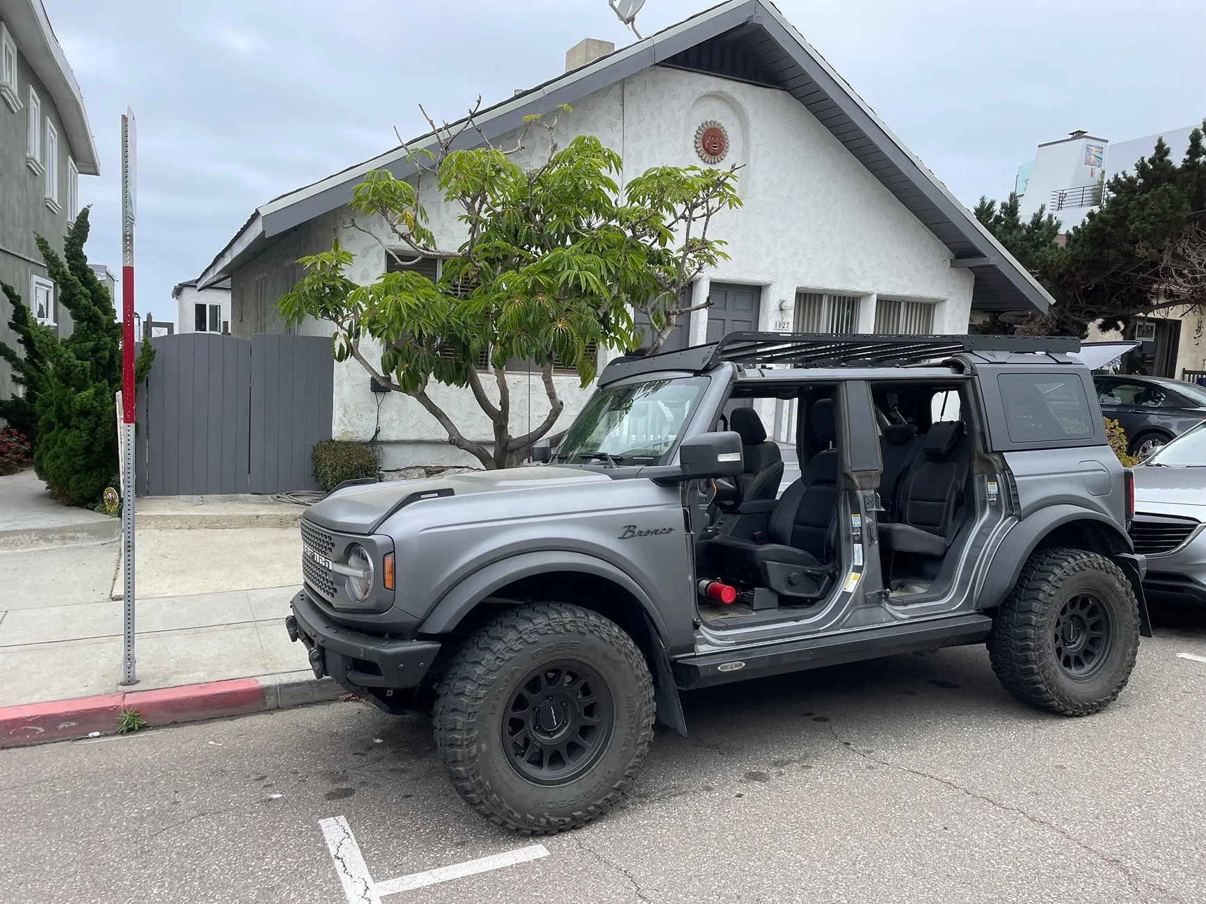 Ford Bronco Tire help! BFG KM3’s or Mickey Thompson Baja Boss MT? IMG_3237