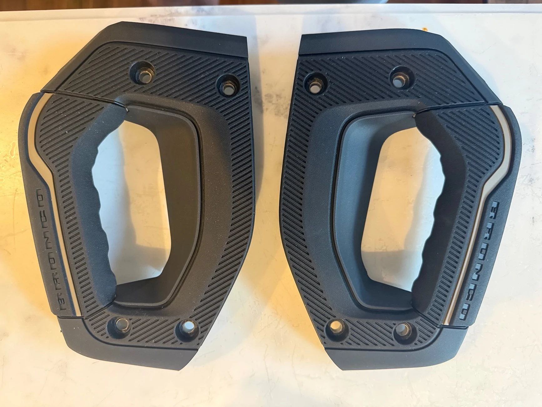 Ford Bronco Interior handle and HVAC vent clip kit IMG_7920