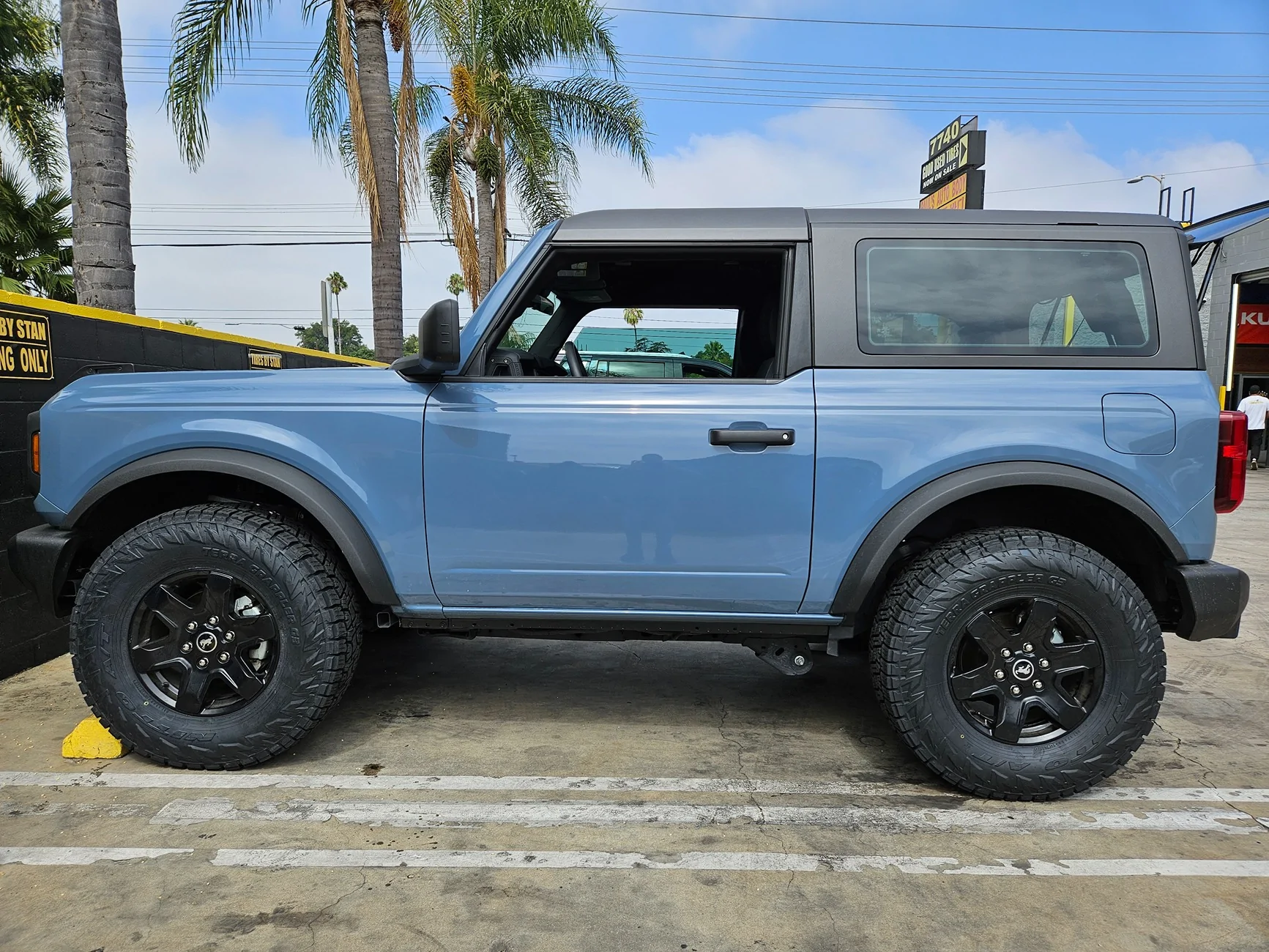 Ford Bronco Base bronco 2dr tire upgrade suggestions 20260625_100934