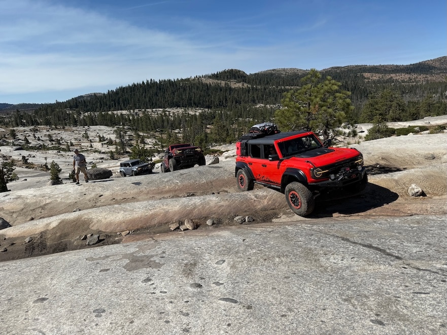 Ford Bronco Bron'Con 2026! fifty-fifty-1
