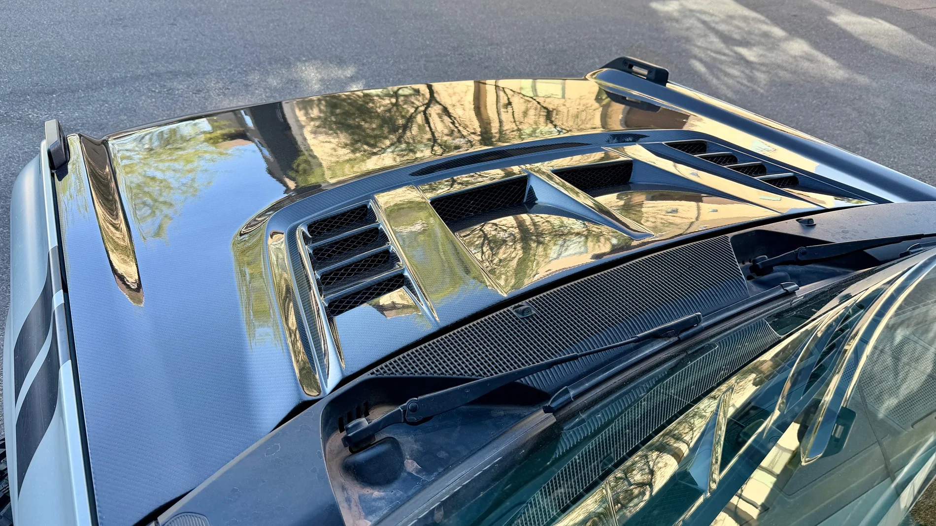 Ford Bronco Anderson Composites Type-RT ‘Raptor style’ Carbon Fiber Hood install IMG_7365