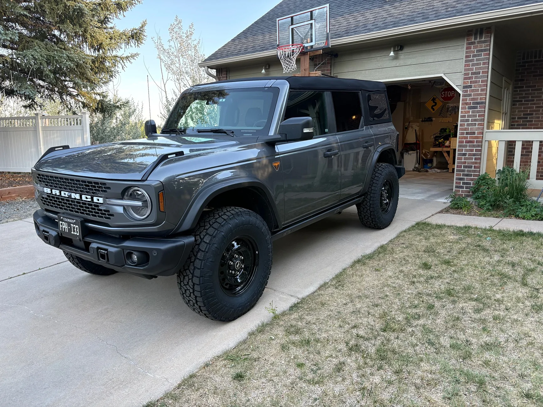 Ford Bronco Steelies ? Black appearance package wheel with bigger tires ? IMG_6945