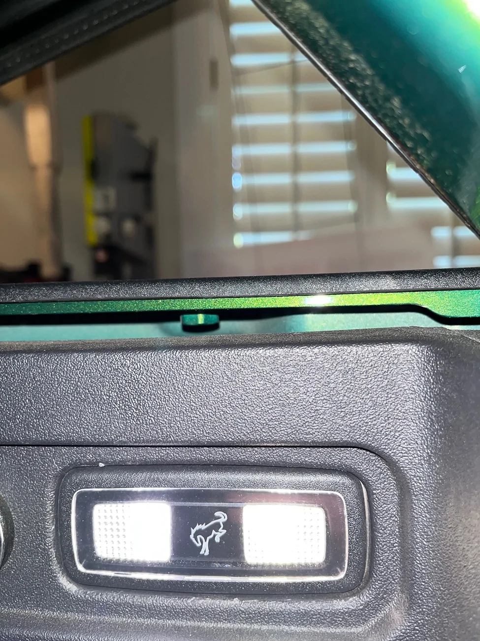 Ford Bronco Finally installed soft top- weird gap in trunk? IMG_8136