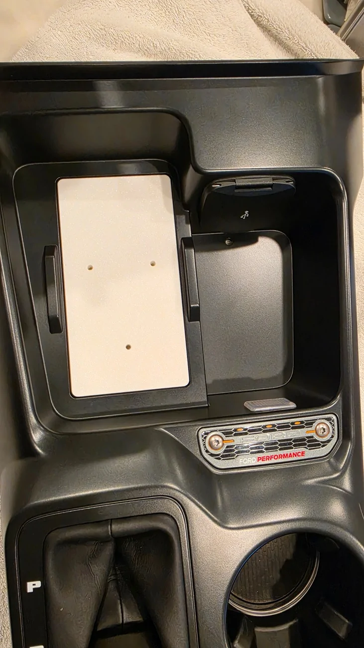Ford Bronco 2025+ Custom Wireless Phone Charger 20260615_092954