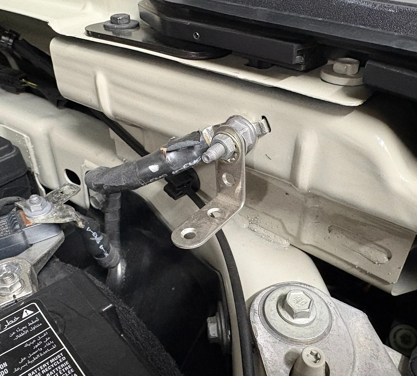 Ford Bronco Does anyone know what thread this ground bolt uses? batt brkt