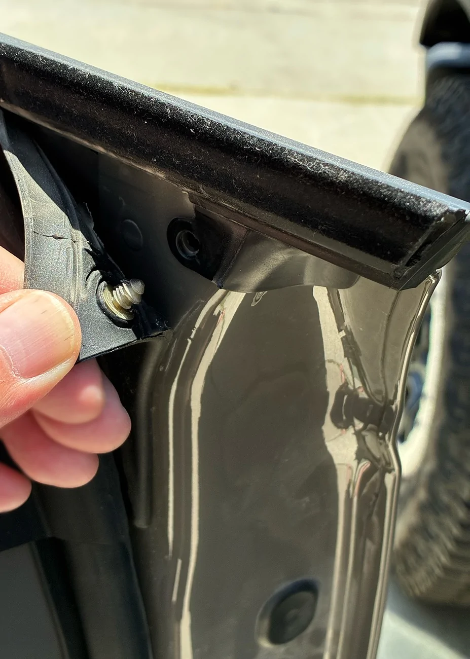 Ford Bronco Door Skin Adhesive Failure - Hollow Sound When Closing po