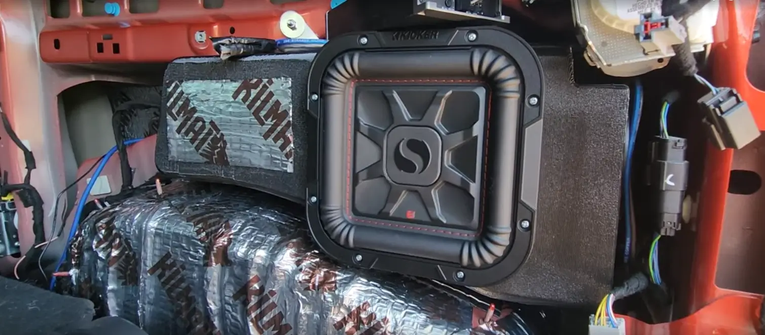 Ford Bronco Speakers replacements kicker