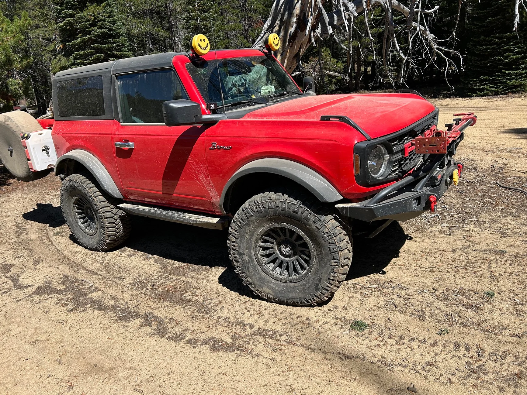 Ford Bronco What tires does everyone run? IMG_3782
