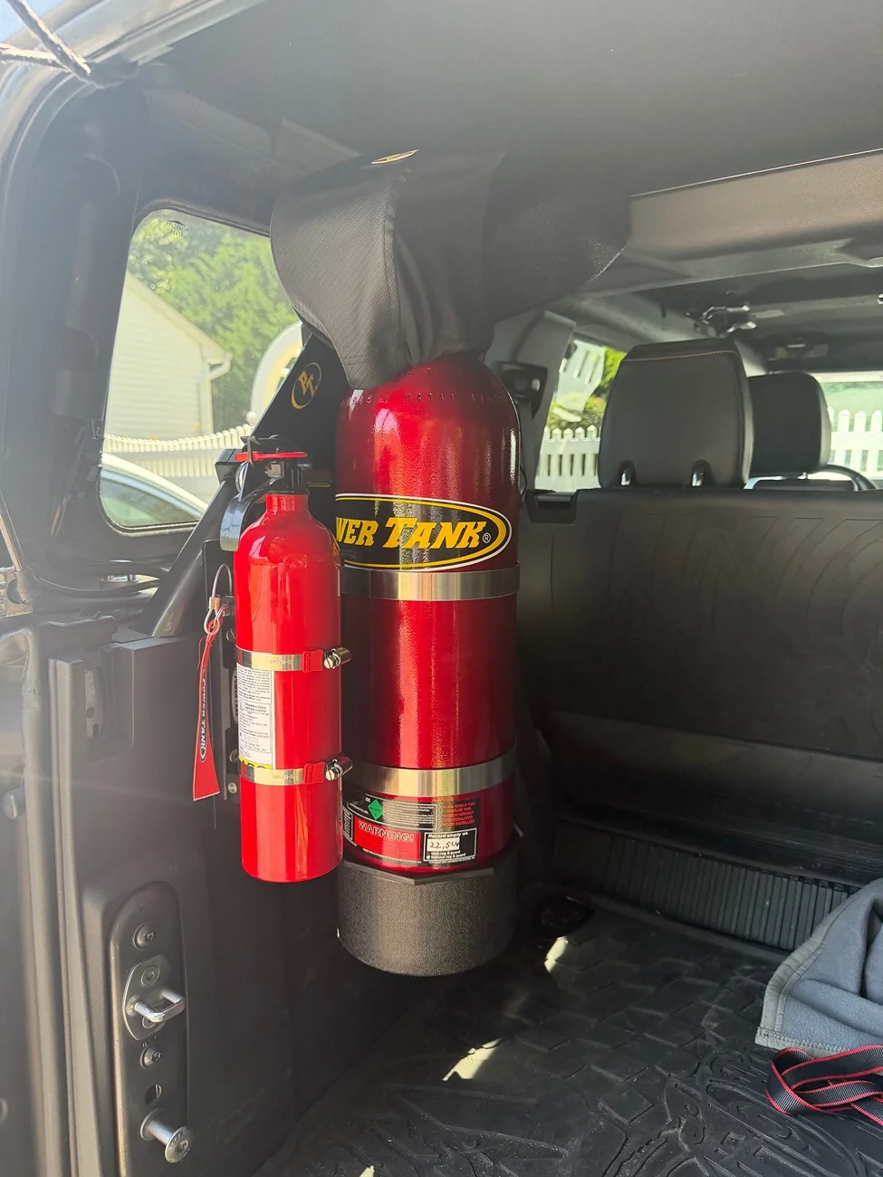 Ford Bronco Fire extinguisher recommendations? Rear mounted options? IMG_3987