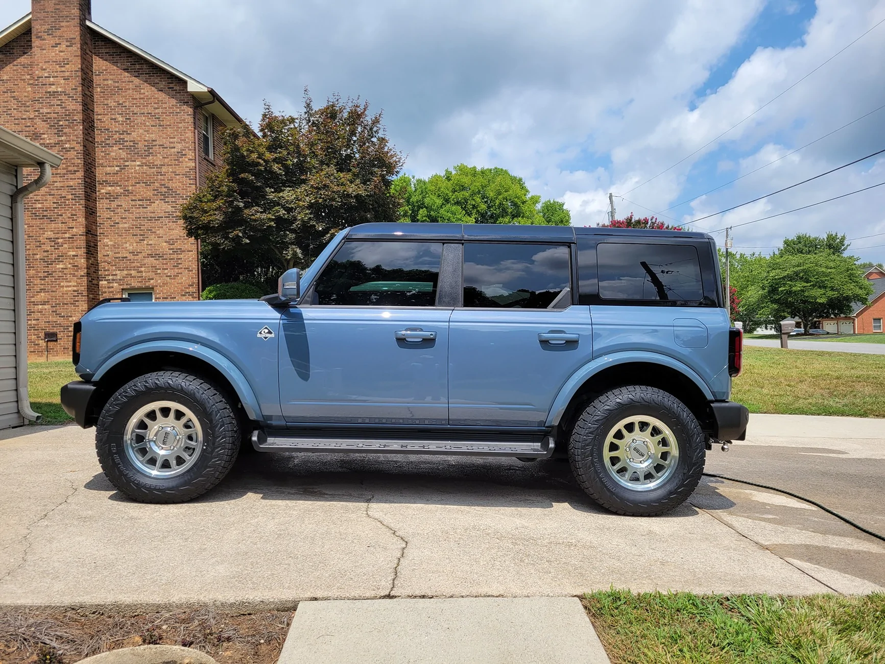 Ford Bronco Did a thing: Method MR703 and Nitto Terra Grappler G3 in 285/70-17 20260708_120434