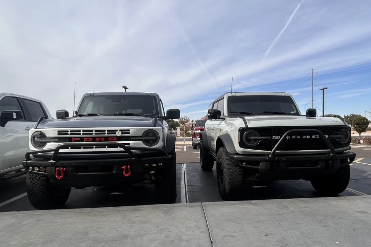 Ford Bronco 2025 Bronco Heritage Edition 2.7L Build!! IMG_7079