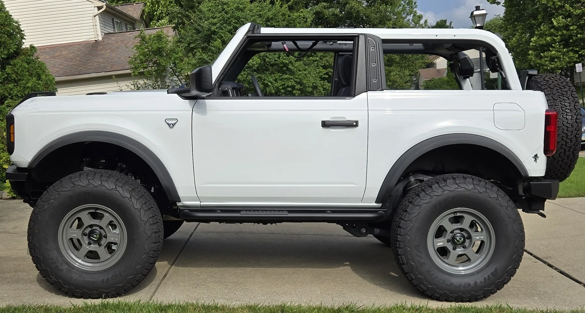 Ford Bronco What did you do TO / WITH your Bronco today? 👨🏻‍🔧🧰🚿🛠 1000002039