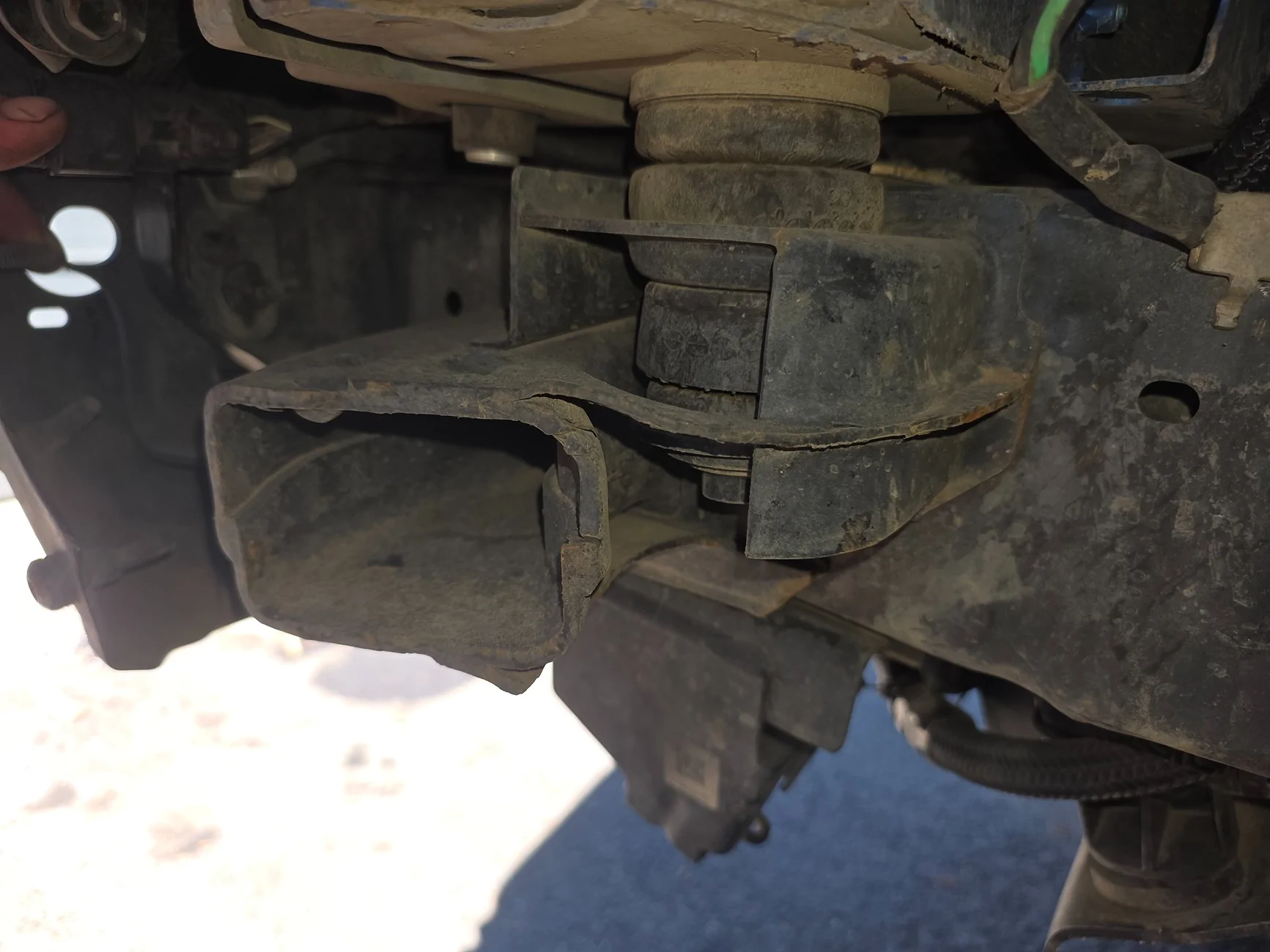 Ford Bronco Is the JKS max clearance kit always necessary for 37 tires? 20260713_122153