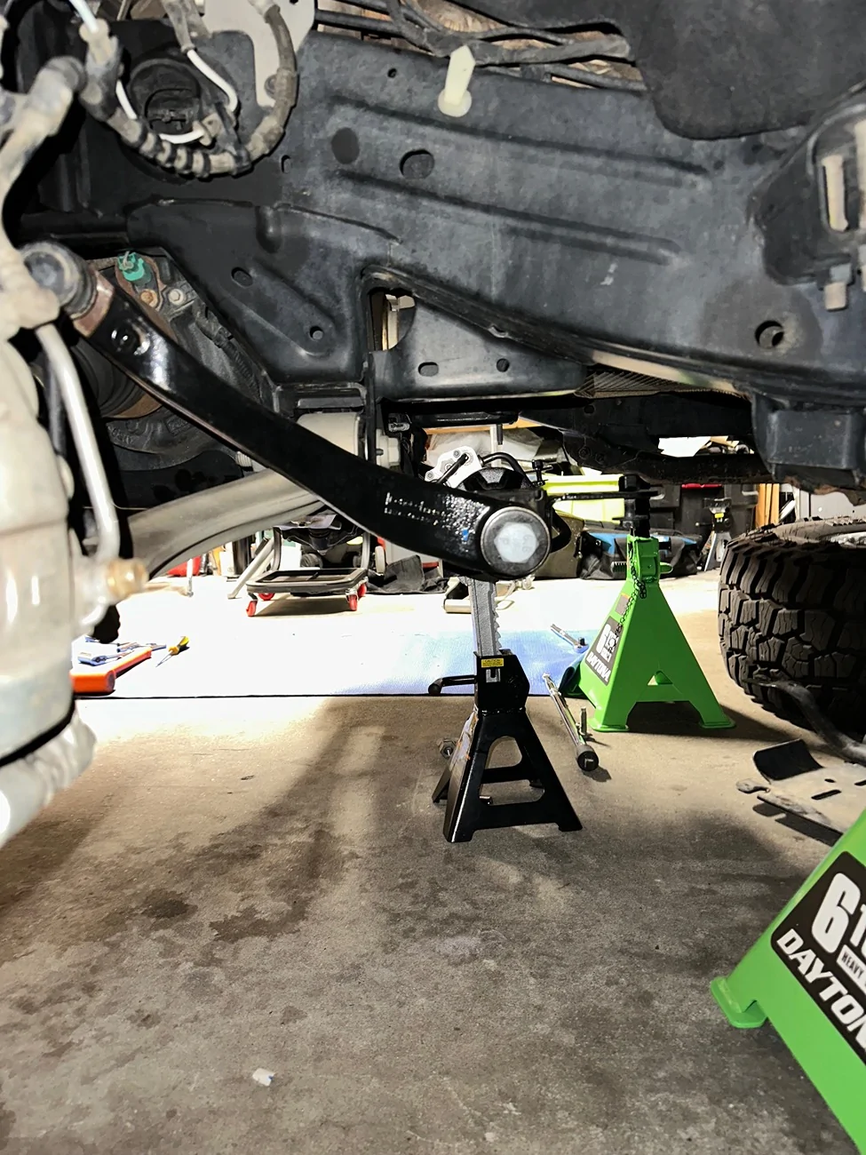 Ford Bronco Hoss 3.0 suspension install (M-18000-B2) IMG_3678