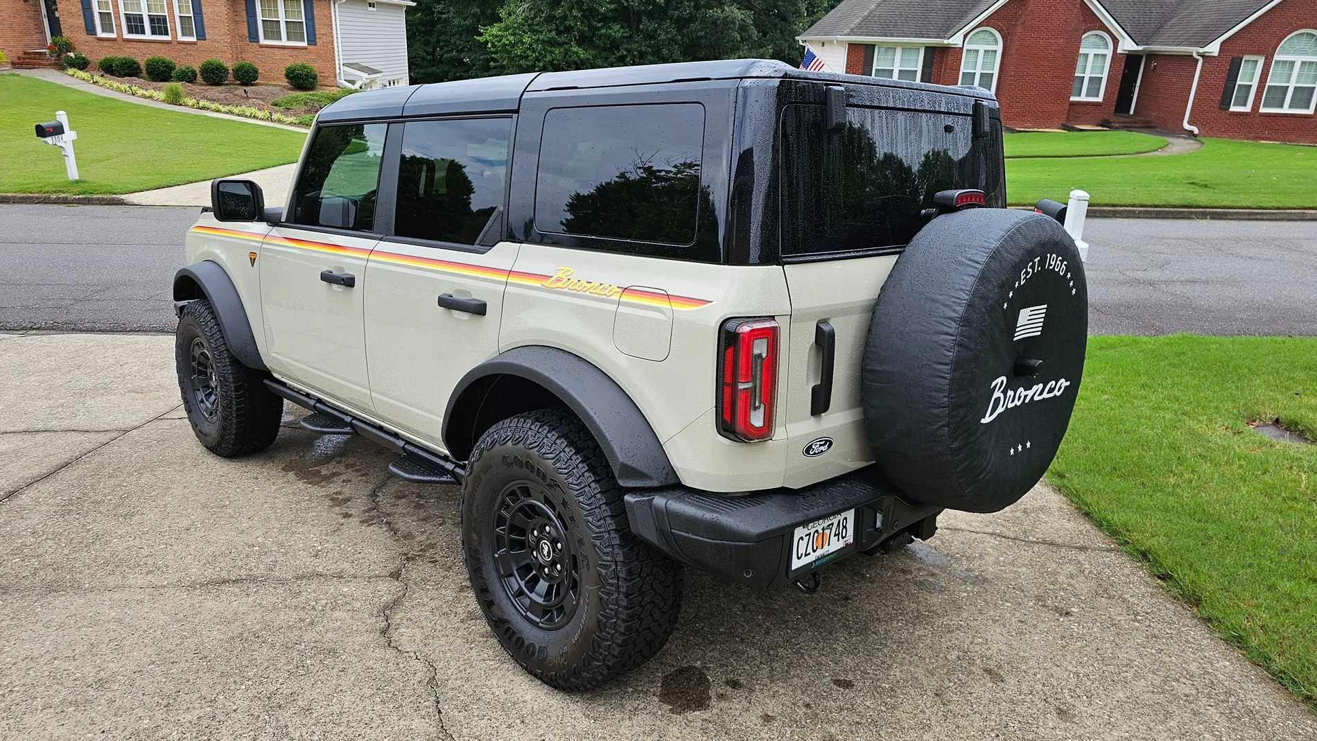 Ford Bronco Desert Sand Bronco Club 20260714_135742