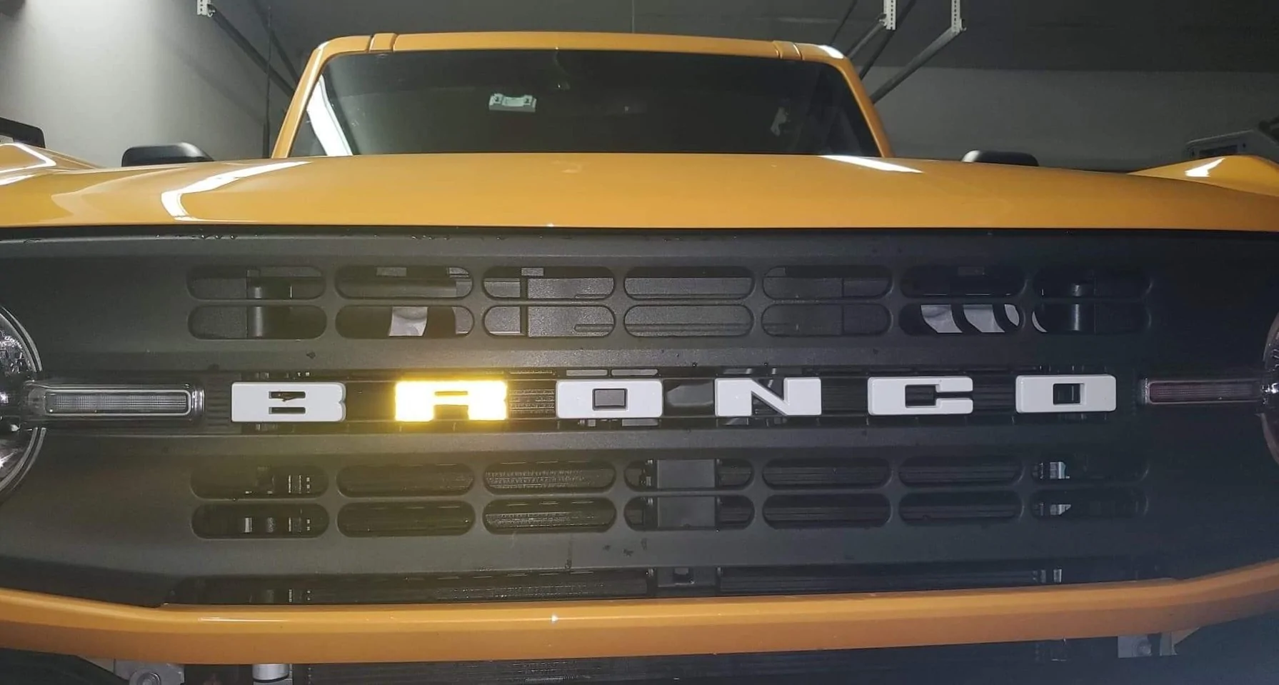 Ford Bronco "Old School" Classic Bronco Looks [Photos Edition] -- post pics of your build! grill