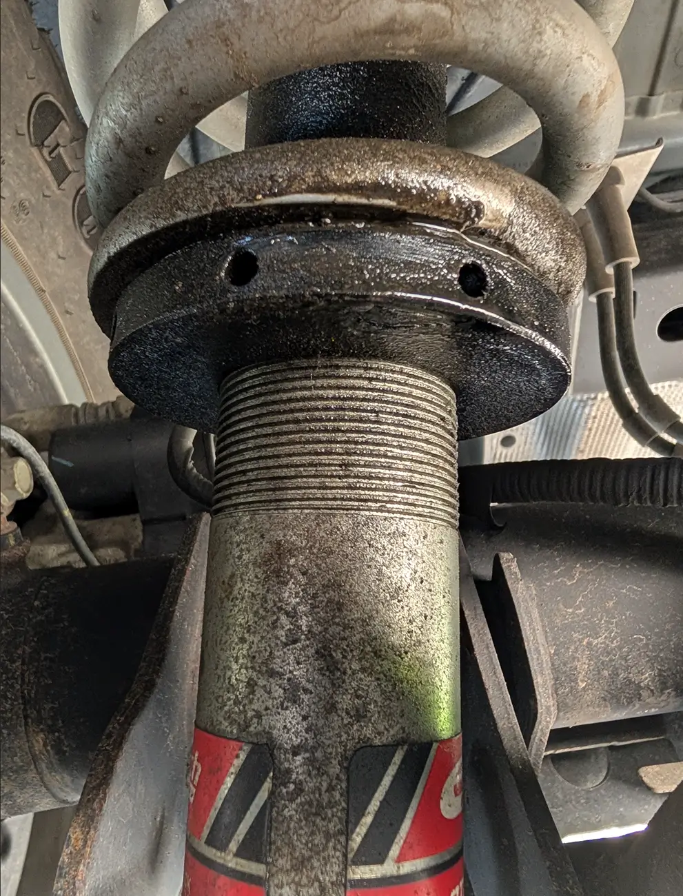 Ford Bronco Is this normal? Eibach rear struts oil buildup 1784557837295-cn