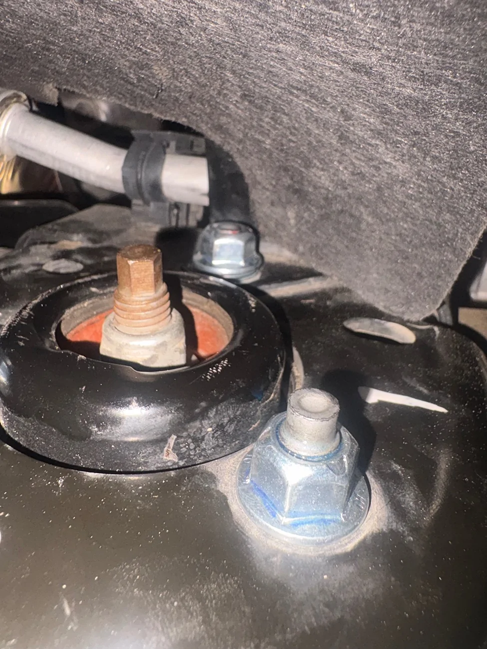 Ford Bronco Strut tower bolt issue IMG_3284