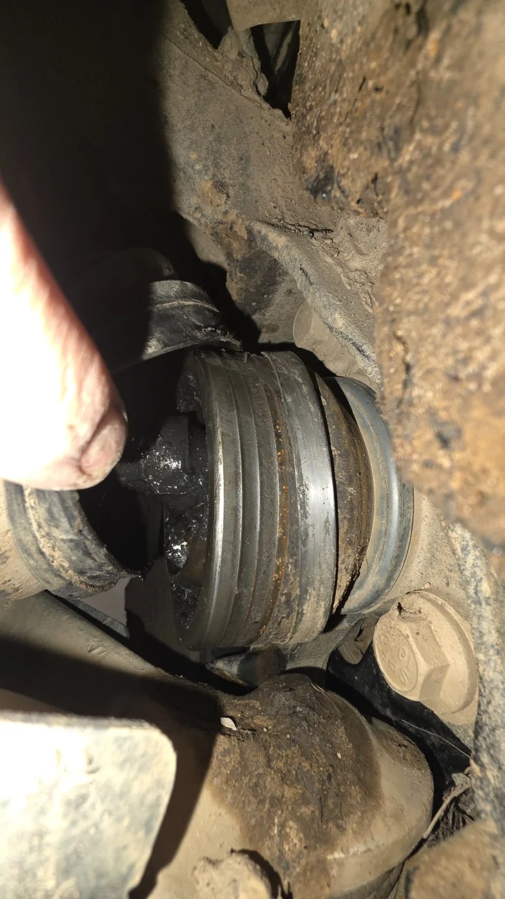 Ford Bronco CV Boot came off 20260404_124602