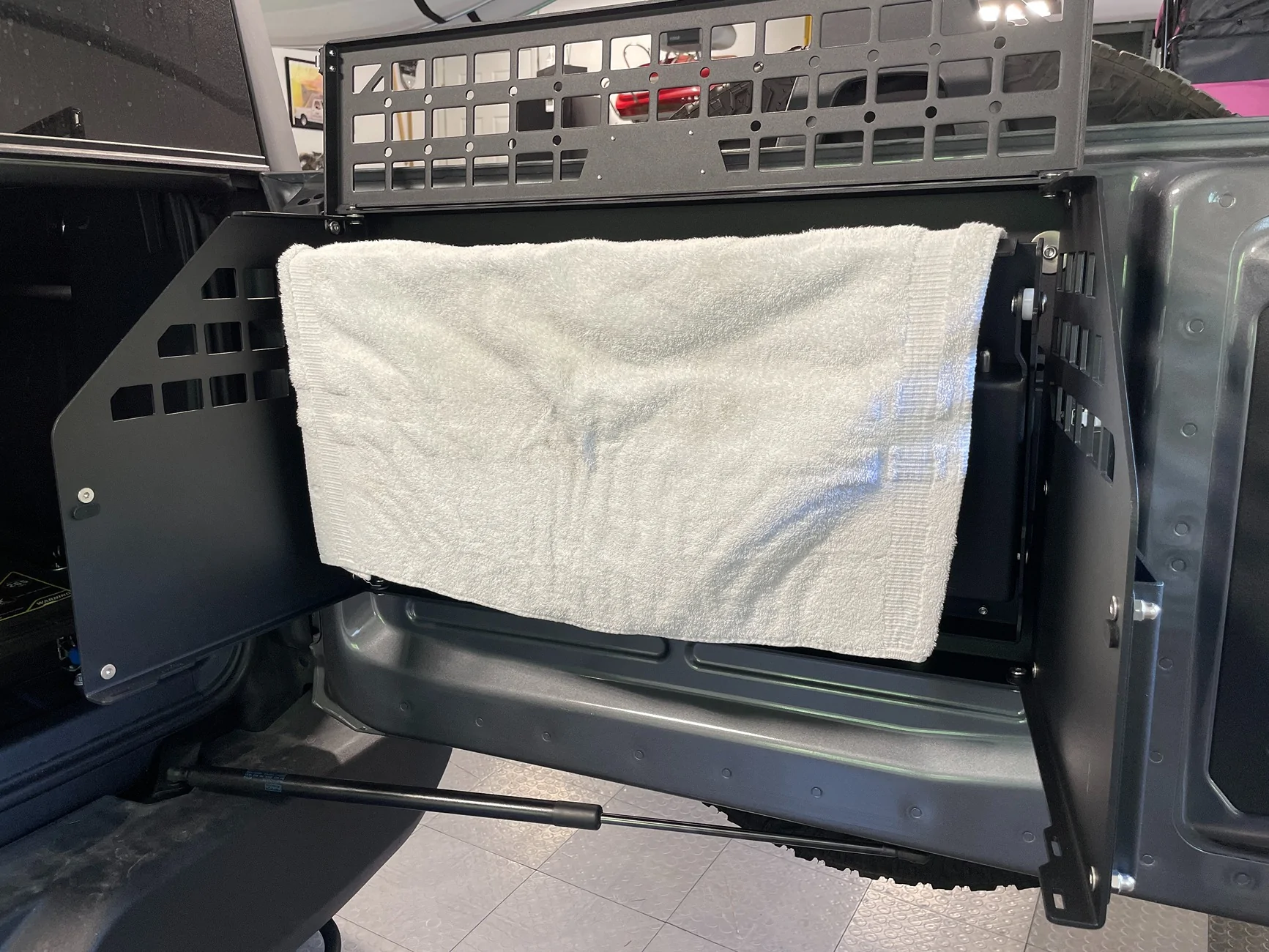 Ford Bronco Broaddict TrailDeck compatible table— my review IMG_3050