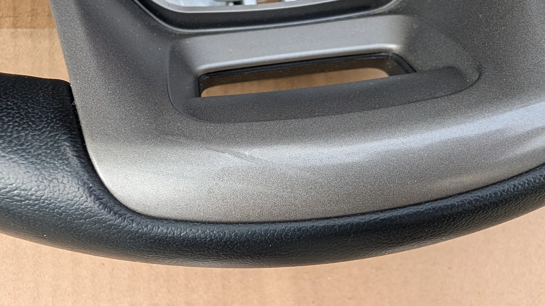 Ford Bronco Bronco Lux Package Steering Wheel (w/Adaptive Cruise and Heating) PXL_20260724_145823187