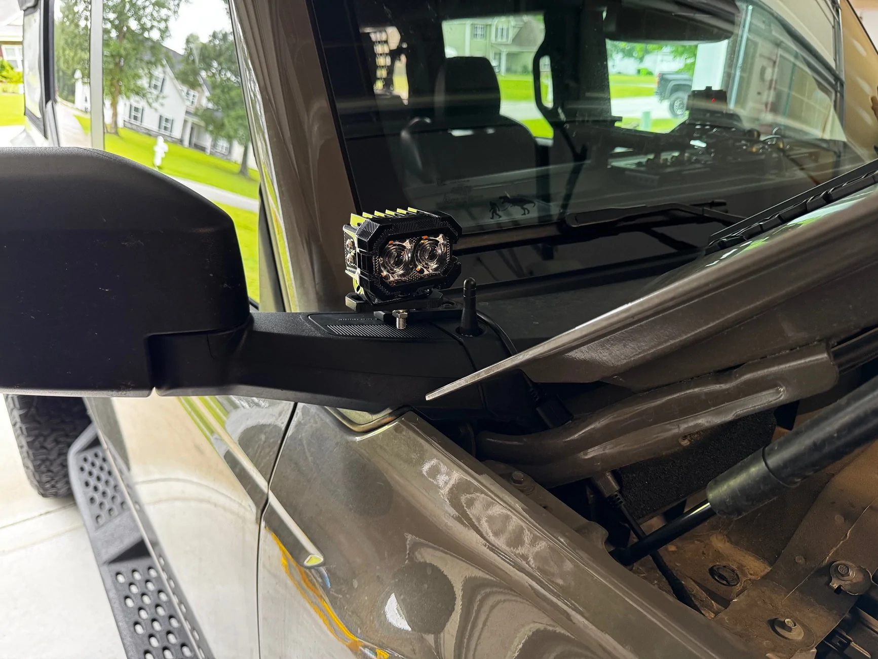 Ford Bronco Suparee Recon 2 light install and review IMG_1779