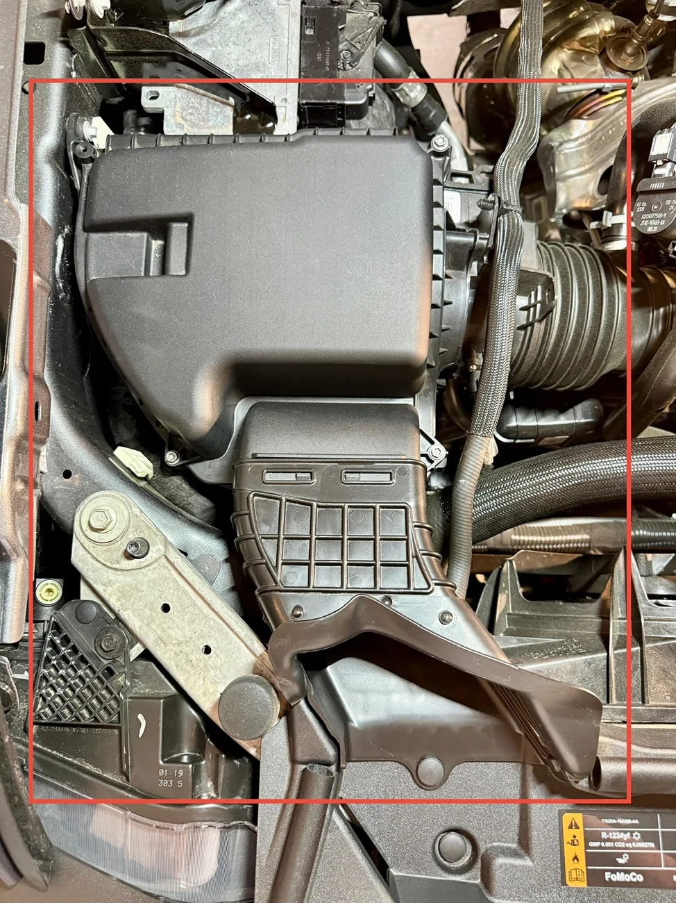 Ford Bronco 2025 Bronco 2.3L Air Filter Change DIY Write-Up (cabin air filter + engine air filter) IMG_3306