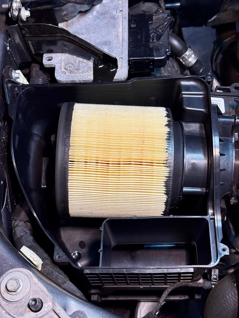 Ford Bronco 2025 Bronco 2.3L Air Filter Change DIY Write-Up (cabin air filter + engine air filter) IMG_3326