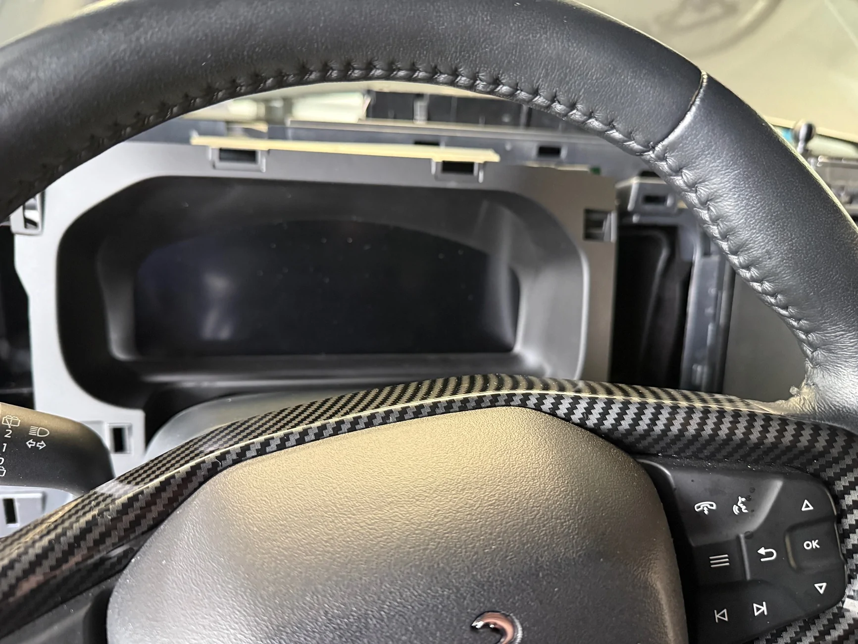 Ford Bronco Installed infotainment 12” cluster on 2023 badlands sas IMG_3455