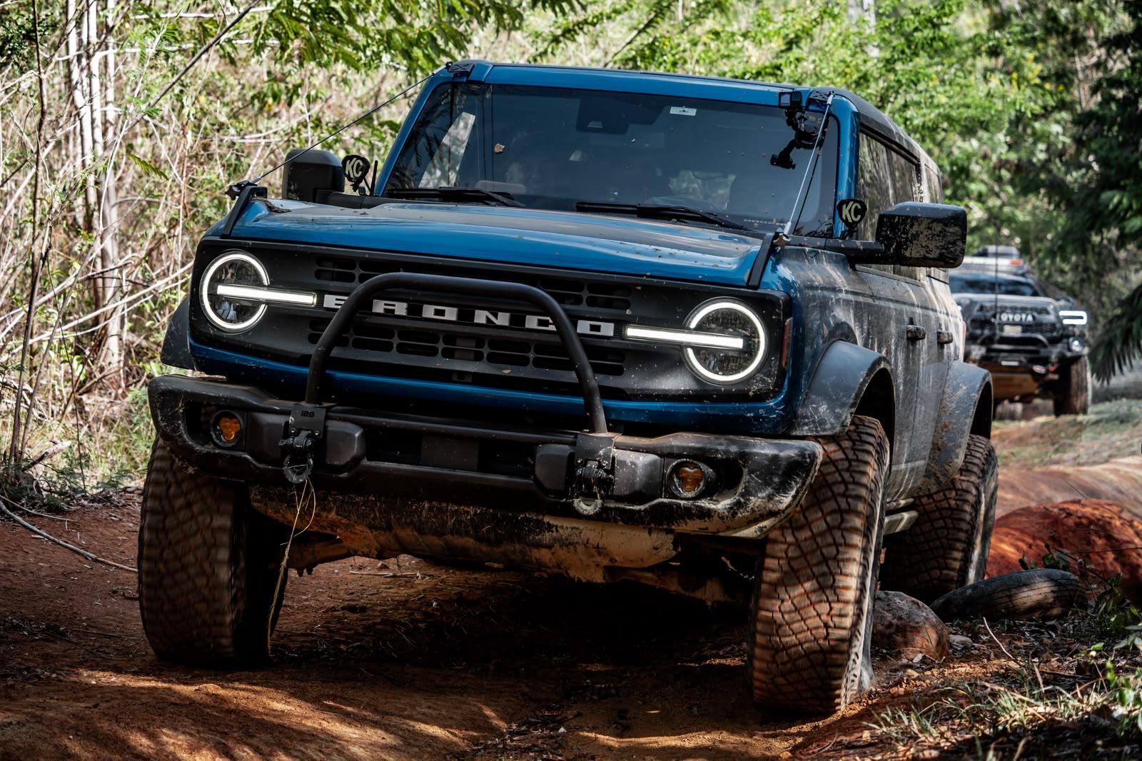Ford Bronco Quick question: What kind of headlights are you running right now? WhatsApp Image 2026-07-23 at 4.27.53 PM (1)