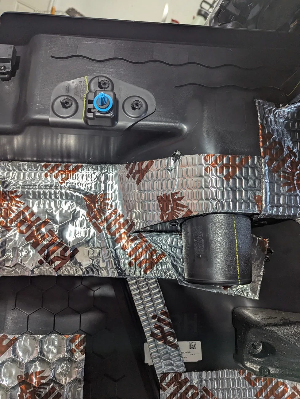 Ford Bronco To the AudioPhiles in our Bronco Family .... amp origional loction contact with panel 3