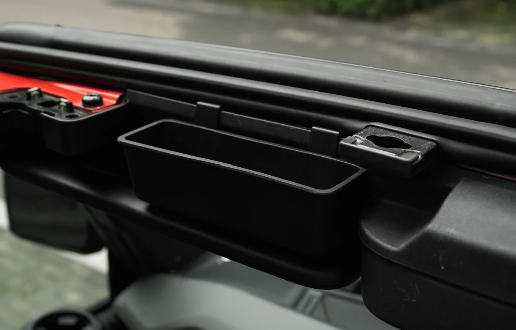 bronco glasses holder.webp