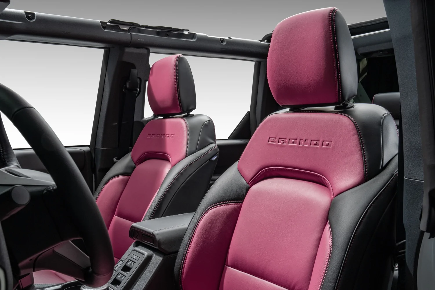 Ford Bronco Bronco Desert Rising Edition Debut 2026-Ford-Bronco-Desert-Rising-Jelly-Utah-Press-Photos-Interior-001-Magenta-Katzkin-seats