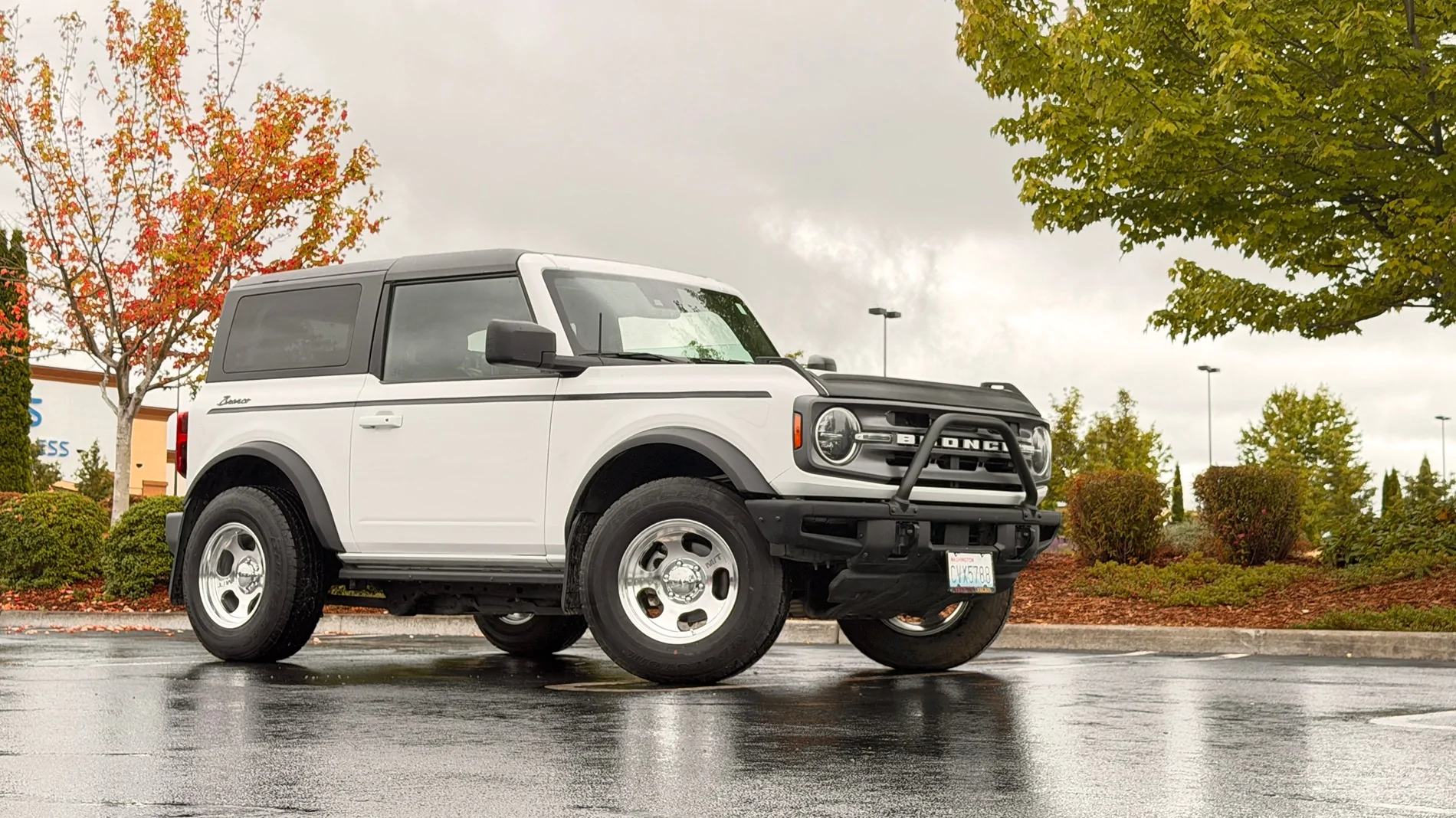Ford Bronco Wearing NEW MT Canyon wheels today IMG_4052