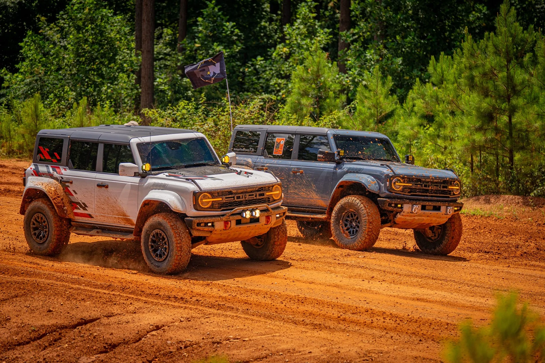 Ford Bronco What Did You Do To Your Bronco Raptor Today? 🔧 🧰 🪛 20260719_222647_A1DF9B