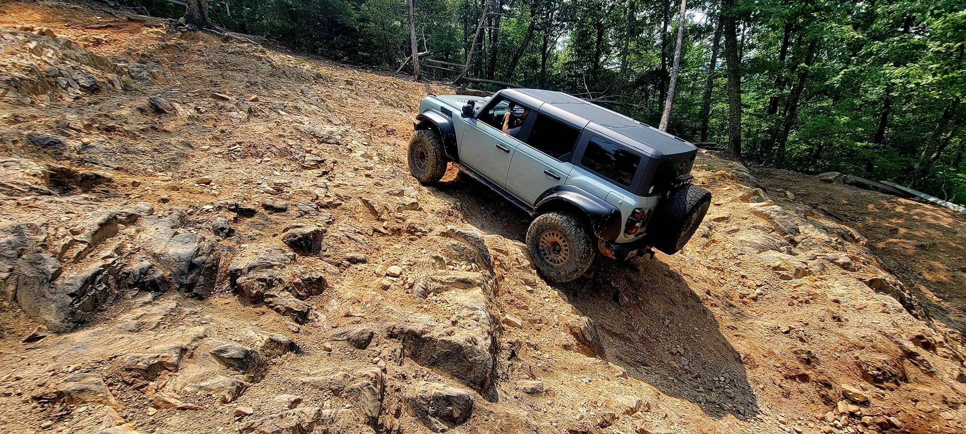 Ford Bronco What Did You Do To Your Bronco Raptor Today? 🔧 🧰 🪛 20260727_120251