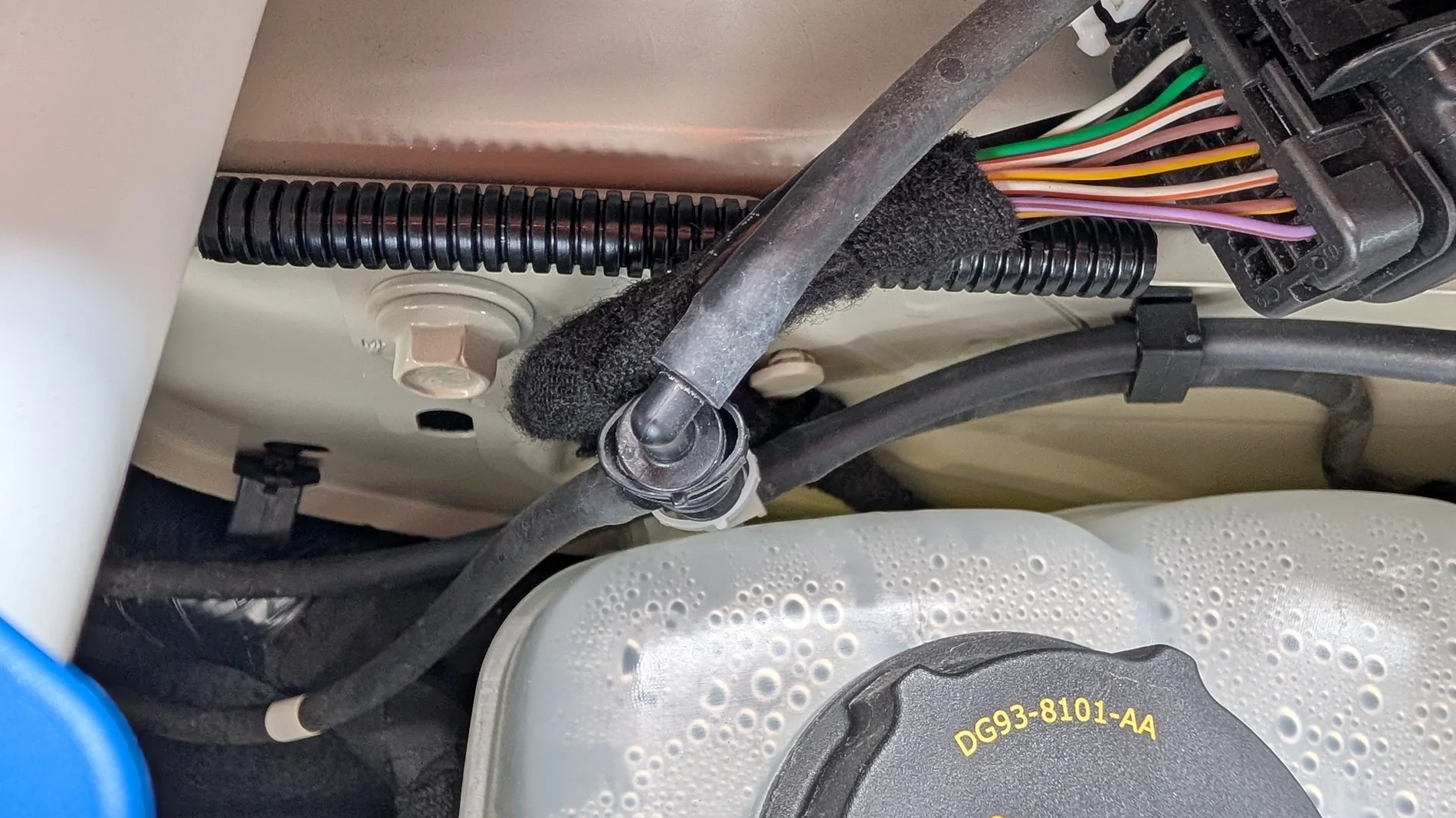 Ford Bronco Recall 26S55: 2021-2026 Bronco - Engine Compartment Wiring Harness Repair [July 23, 2026] -- 590,000k units affected PXL_20260729_161247095