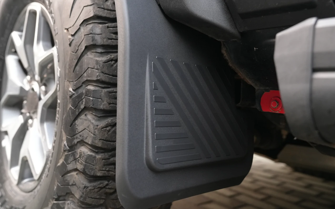 bronco mud flaps 05.webp
