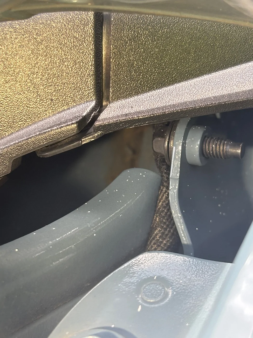 Ford Bronco Recall 26S55: 2021-2026 Bronco - Engine Compartment Wiring Harness Repair [July 23, 2026] -- 590,000k units affected IMG_1179