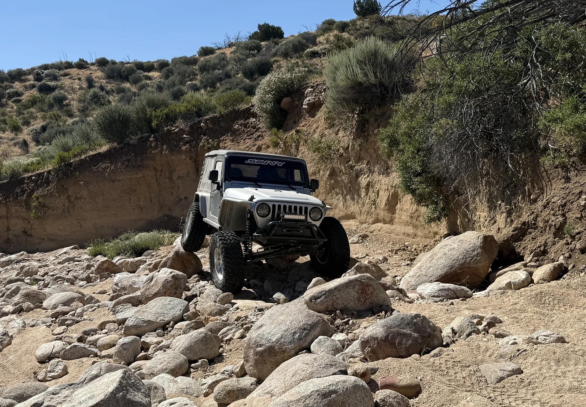 Ford Bronco NOW AVAILABLE: BOSS "Walker Link" Sway Bar Shock System - Great alternative to disconnects! MC