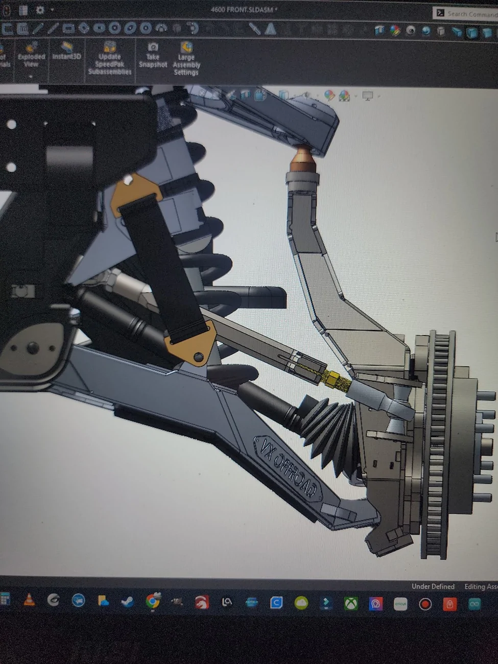 Ford Bronco Max1h build 153206136918235024