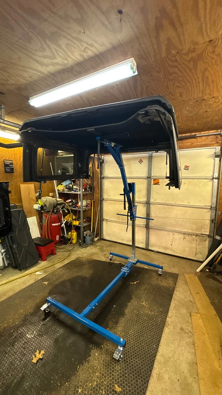 Ford Bronco Simple hard top removal question…… IMG_5621