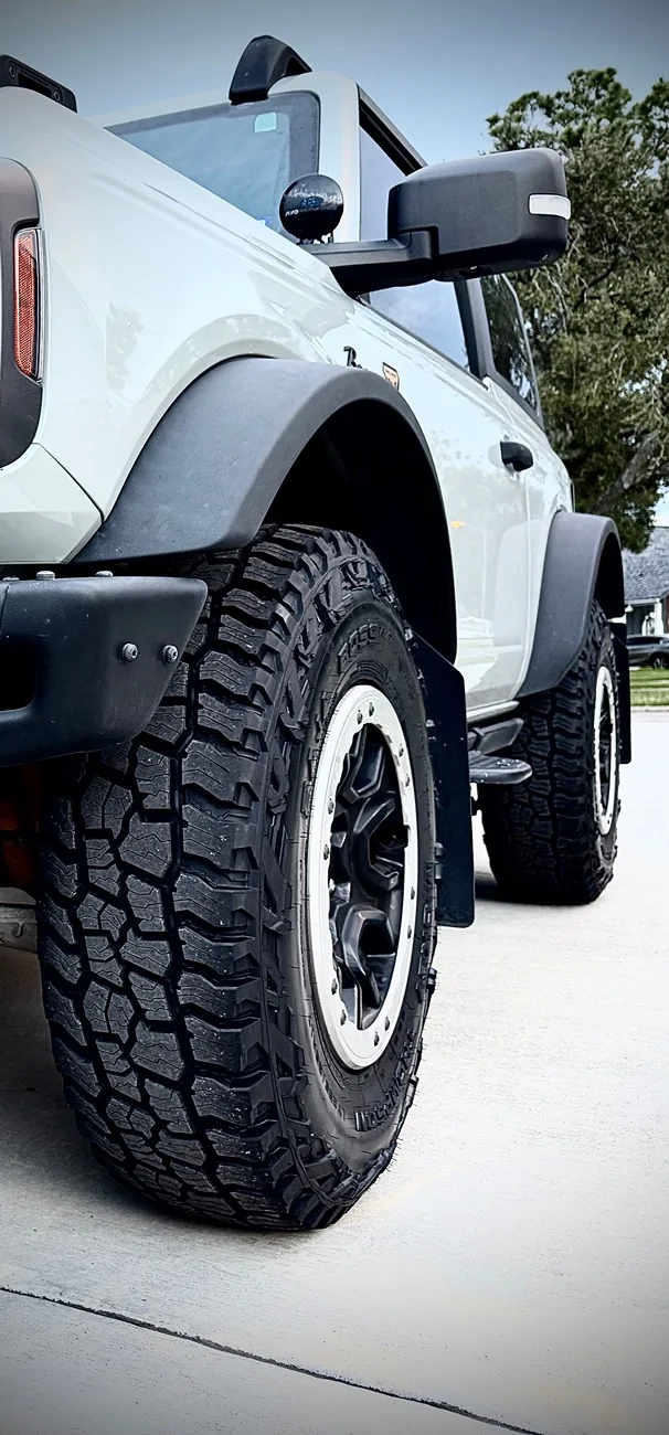 Ford Bronco TIRE SIZE - 315's or 285's on a 2-door bronco? IMG_0176