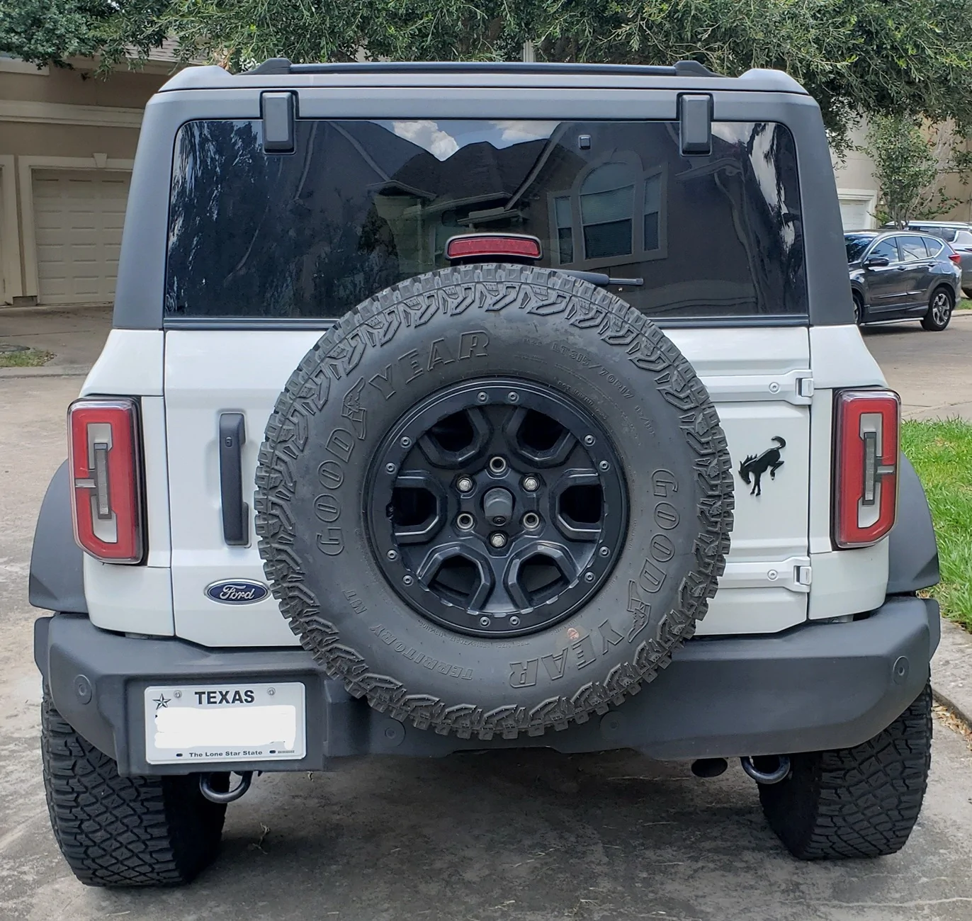 Ford Bronco Need help from the Bronco collective to see what my Bronco is worth!? bronco_rear2
